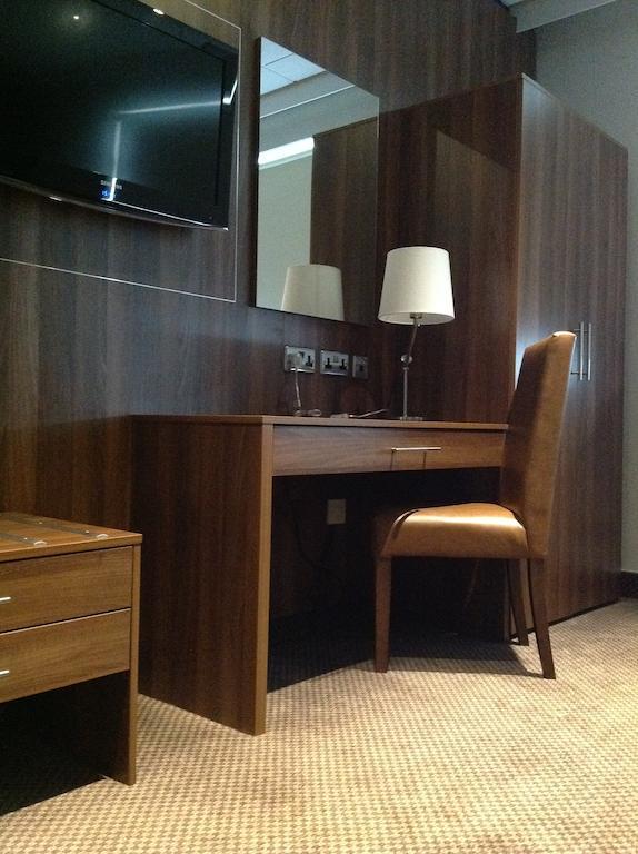 Hotel Ambassadeur Saint Clement Habitación foto